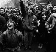 Václavské náměstí, listopad 1989. (Ukázka z knihy Sametová revoluce).