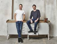 Firma Master & Master tvořená Luďkem Šteiglem a Ondřejem Zitou, pro něž Lucie Koldová navrhla židli Cocon, se stala výrobcem roku.