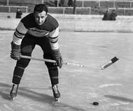Coby hrající trenér získal Zábrodský s reprezentací druhé zlato na šampionátu ve Stockholmu v roce 1949. Československo ve finálové skupině zdolalo Kanadu i Švédy a vládlo mezinárodnímu hokeji. To už bez mladšího Zábrodského bratra Oldřicha, který po komunistickém puči z února 1948 emigroval do Švýcarska.