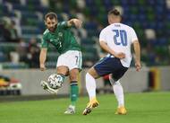 Až minutu před koncem se dostal do šance Niall McGinn, jeho rána však letěla nad břevno.