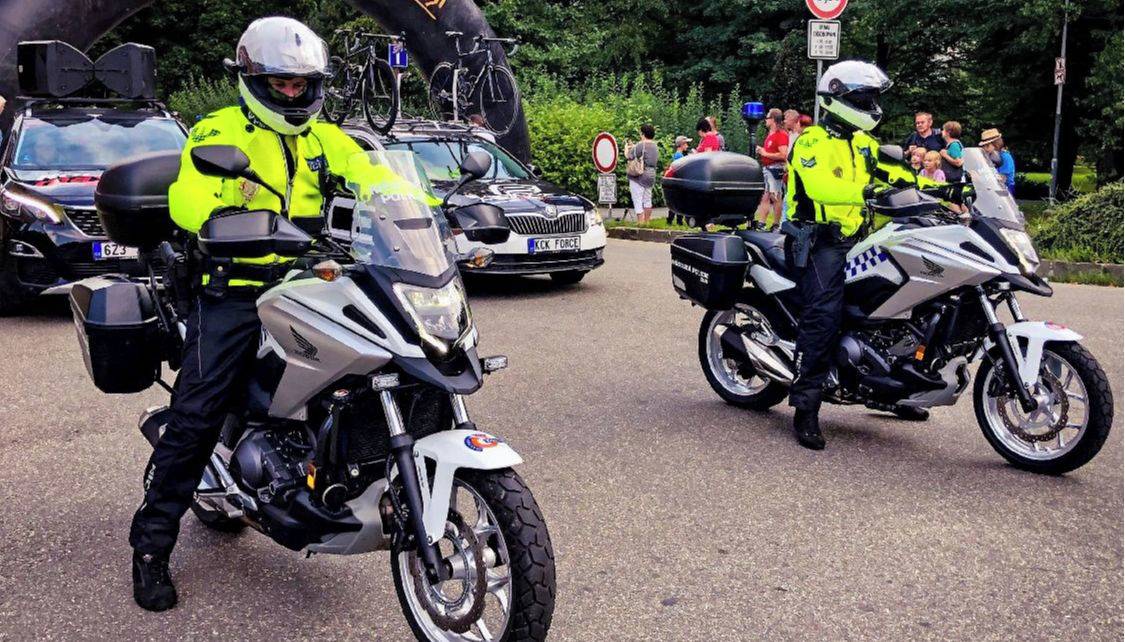 Zlín – Od 1. září 2023 plánuje Městská policie Zlín přijetí nových strážníků. Ani v letošním roce se nejedná o rozšiřování celkového počtu strážníků, ale o doplnění uvolněných pracovních míst.