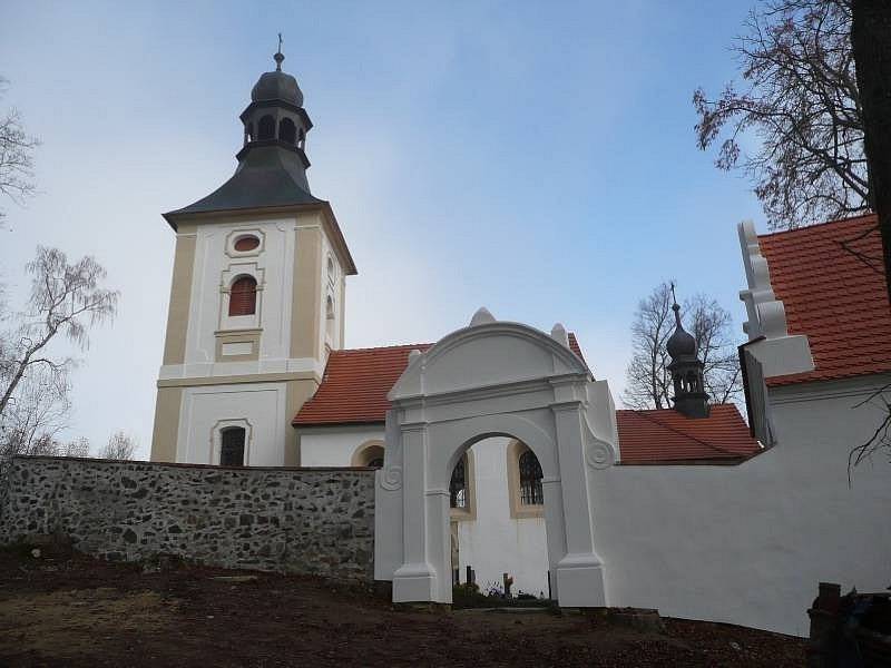 Dnes v 24.6. od 17:00 hodin se koná poutní mše svatá (Slavnost narození sv.Jana Křtitele) na Stražišti.