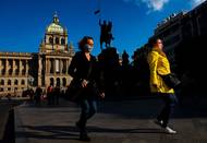 Roman Vondrouš: Z cyklu Fragmenty metropole, 2020