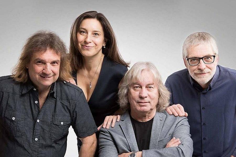 Klub Paderewski, Karlovy Vary, středa 22. 3. 2023 od 19.30 – ŽALMAN A SPOL. – folk/ Praha
Novorolský courák, Beach Camp Nová Role, čtvrtek 23. 3. 2023 od 19.00 – POSLEDNÍ VAGON – country, rock/ Karlovy Vary, LUBOŠ STRANĎA STRÁNÍK A HOSTÉ – folk/ Krušnohoří 
Klubovna Čtyřka Chodov, pátek 24. 3. 2023 od 19.00 – JOLLY JOKER AND THE PLASTIC PEOPLE OF THE UNIVERSE – crossover/ Praha, HADILOV – grunge/ Praha
Sokolovna Bečov nad Teplou, pátek 24. 3.2023 od 17.00 – ANIMAL RESOURCES – hardcore/ Karlovy Vary, CENSORSHIT – hardcore, rap/ Ostrov, PLESNIVÝ FAZOLE – punk, rock/ Karlovy Vary, VYPITÝ LAHVÁČE – punk/ Toužim + DJs – jungle, drum´n´bass afterparty
Pivnice Na Kounici, Horní Slavkov – Kounice, sobota 25. 3. 2023 od 19.00 – BSS a hosté – punk/ Praha
Klub Máčko, Karlovy Vary, sobota 25. 3. 2023 od 20.00 – DO ŘADY! – punk rock/ Teplice, LEGALIZACE – punk rock/ Měrunice, ŠPINAVEJ SANCHEZ – pop punk/ Karlovy Vary
Jakoby kavárna Ostrov, sobota 25. 3. 2023 od 20.00 – SEVEN OF NINE – folk, acoustic/ Sokolov
Zámecká restaurace Kaceřov, sobota 25. 3. 2023 od 20.00 – ETERNAL FIRE – punk rock/ Sokolov, DEPENDENCE – hard rock, heavy/ Sokolov 
Slash bar, Karlovy Vary, sobota 25. 3. 2023 od 20.00 – THE RAGE AGAINST– revival Rage against the machine/ Karlovarsko, ADHD HELMUT – punk/ Hájek, ROCKEŘI Z 2. PATRA – rock/ Sokolovsko
Taneční country večer, Alfa Club Sokolov, sobota 25. 3. 2023 od 20.00 – THE HILLBILLIES – americké country, rock/ Dubá