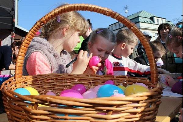 Pátek 24. března
KINO
Avatar: The Way of Water – sci-fi USA – 17 hod.
Buď chlap! – dobrodružný ČR – 20.30 hod.
OSTATNÍ AKCE
Staroměstské Velikonoce – Staroměstská ul. – 14 – 16 hod
KONCERT
Jolly Joker &amp; P.B.U. + Hadilov – Klubovna Čtyřka – 19 hod.
Sobota 25. března 
KINO
Mumie – animovaný ES -15 hod.
Buď chlap! – dobrodružný ČR – 17 hod.
Shazam! Hněv bohů – akční USA – 20 hod.
OSTATNÍ AKCE
Akvatrhy – KASS – 9 hod. 
Neděle 26. března
KINO
Úžasný Mauric – animovaný VB - 15 hod.
Shazam! Hněv bohů – akční USA – 17 hod.
Buď chlap! – dobrodružný ČR – 20 hod.
Změna programu vyhrazena.