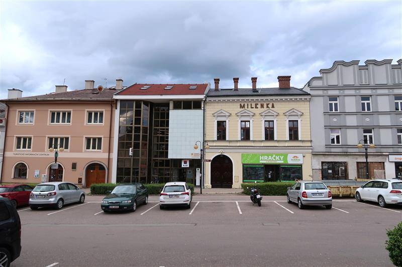 Informujeme občany a majitele přilehlých nemovitostí, že ve dnech od 1. do 18. října 2024 bude na Masarykově náměstí (v chodníku v úseku od ulice Zámecká směrem k budově radnice) probíhat stavební činnost.