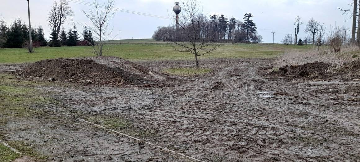 Akce „UKLIĎME SI OBEC“ spolku VALEN i úprava nově vznikající BIKROSOVÉ TRATI v neděli 9. dubna 2023 jsou bohužel kvůli počasí ZRUŠENY. Termín obou akcí přesuneme na nejbližší možný, kdy nám to počasí dovolí – budeme informovat.
Bc. Kamil Mach
starosta obce