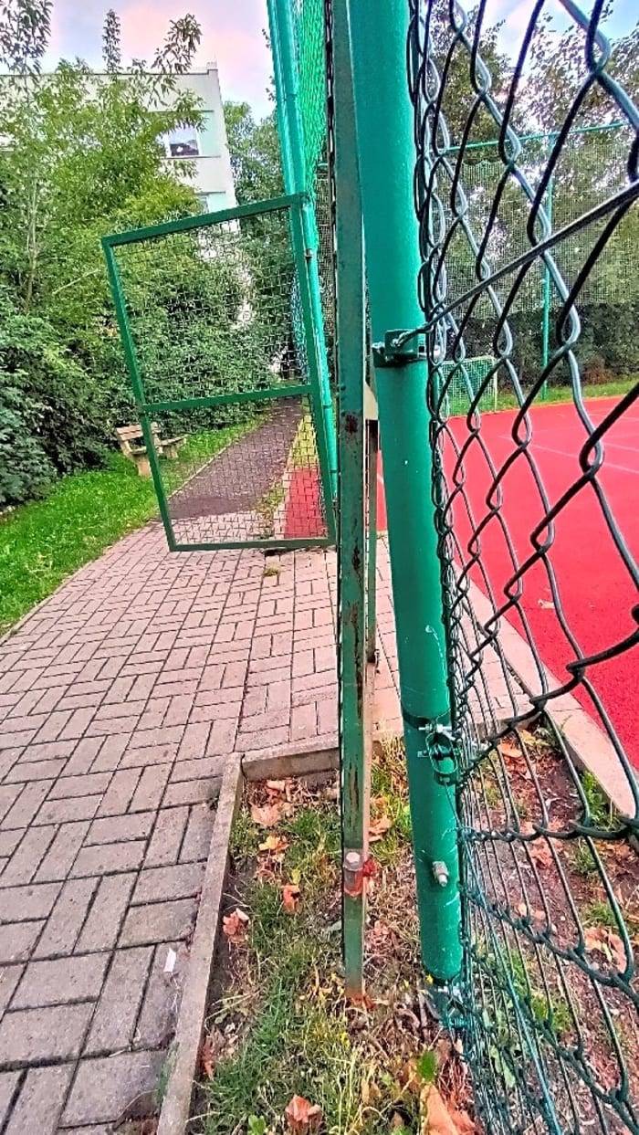 Dobrý den, závadu již řešíme a bude do konce tohoto týdne opravena. 
MM Děčín