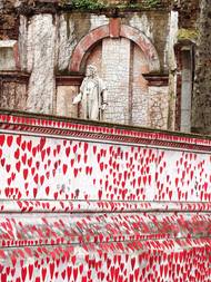 A krása vánočně ozdobených stromů ve Vídni. "Docela připomínají zlatavé obrazy tamního rodáka Gustava Klimta."