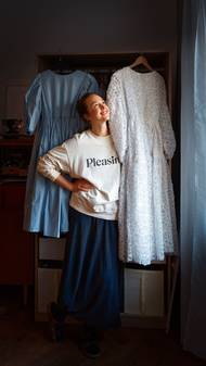 A krása vánočně ozdobených stromů ve Vídni. "Docela připomínají zlatavé obrazy tamního rodáka Gustava Klimta."