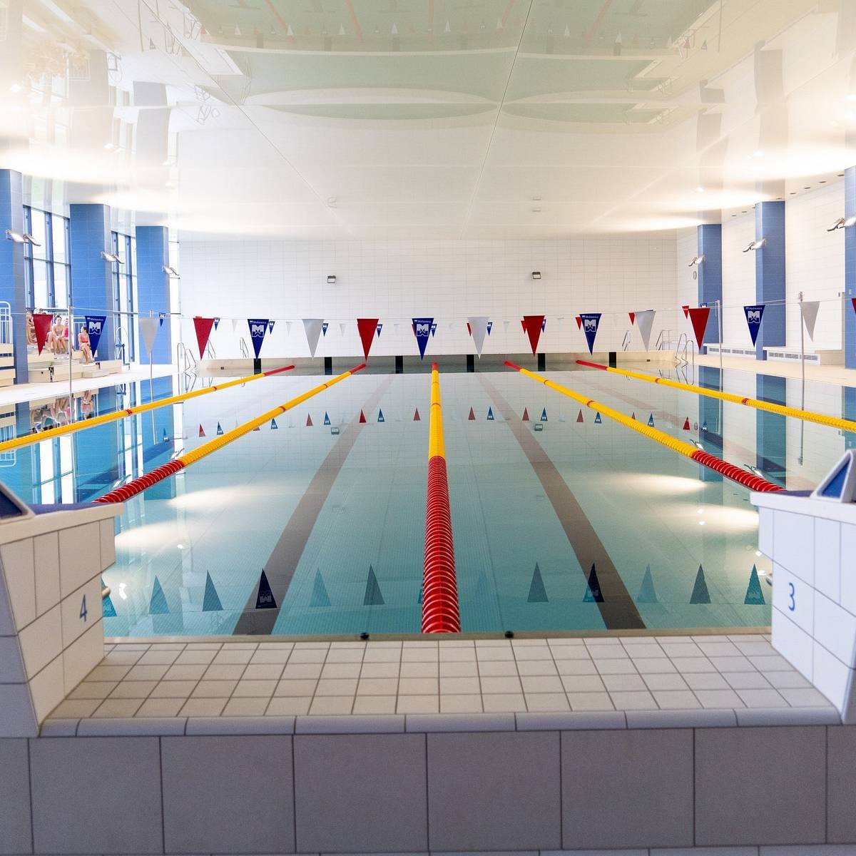 Verejnosť si bude môcť zaplávať v priestoroch plavárne MTF STU v Trnave počas novej prevádzkovej doby. Plavecké dráhy budú prístupné pre záujemcov aj cez víkend.

OTVÁRACIE HODINY PLAVÁRNE MTF STU

pondelok  19.00 h – 21.00 h
streda       19.00 h – 21.00 h
piatok       19.00 h – 20.00 h (2 dráhy)
                   20.00 h – 21.00 h (6 dráh)
sobota       13.00 h – 19.00 h
nedeľa       13.00 h – 19.00 h