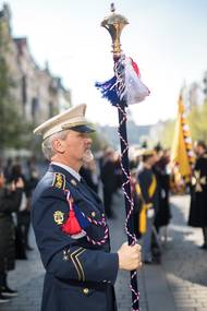 Na Václavském náměstí jim k setkání hrála Hudba Hradní stráže.