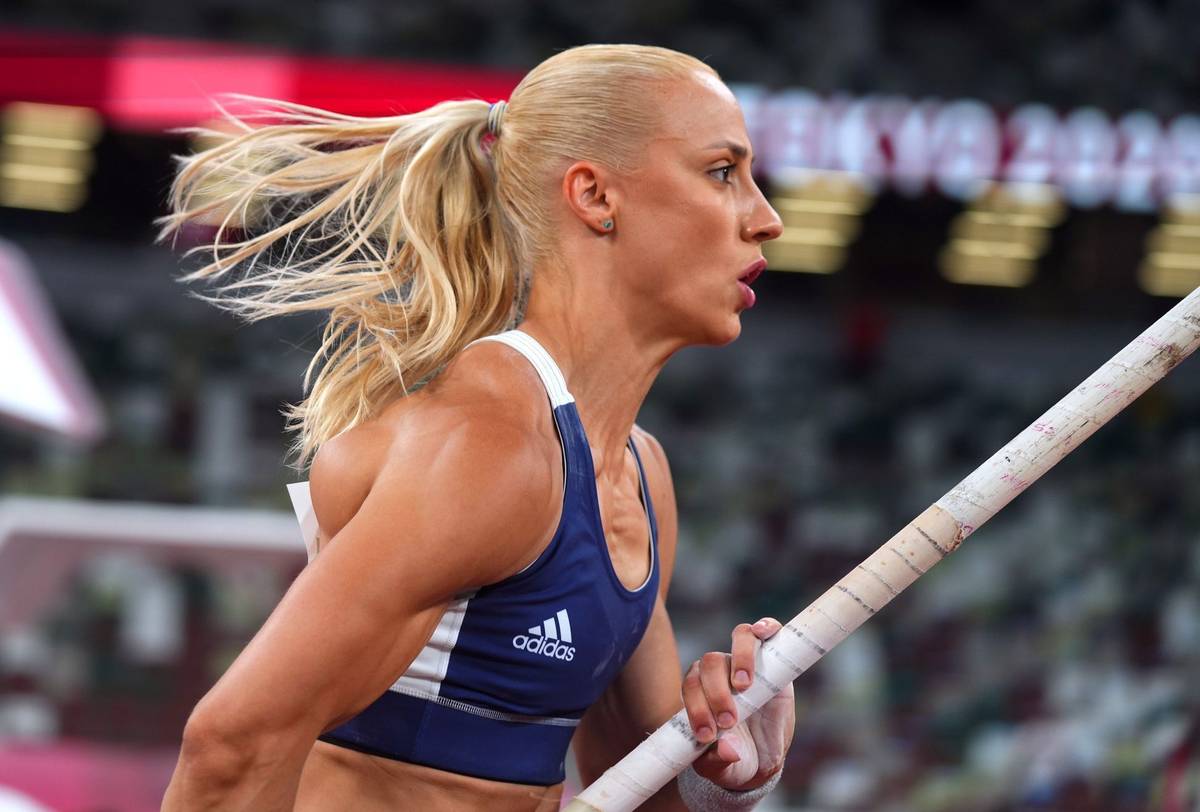 Přehled zajímavých atletek, které splnily náročné limity pro světový šampionát, začínáme řeckou tyčkařkou Nikoletou Kyriakopoulouvou.