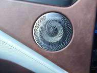 Aby bylo jasné, s jakým obříkem máme tu čest. Škoda Enyaq není malé auto, vedle XM tak ale působí.