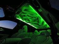 Aby bylo jasné, s jakým obříkem máme tu čest. Škoda Enyaq není malé auto, vedle XM tak ale působí.