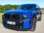 Aby bylo jasné, s jakým obříkem máme tu čest. Škoda Enyaq není malé auto, vedle XM tak ale působí.