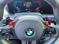 Aby bylo jasné, s jakým obříkem máme tu čest. Škoda Enyaq není malé auto, vedle XM tak ale působí.