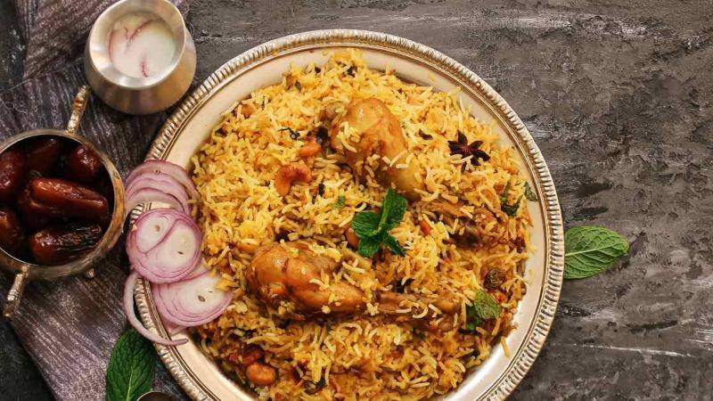 Birjání – ochucená rýže s kousky masa