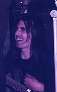 Koncert Plastic People v "baráku" na Nové Vísce v říjnu 1978. Plastici hráli pro filozofa Ladislava Klímu na koncertu s názvem Rok Ladislava Klímy. Foto: Jan Hricíč