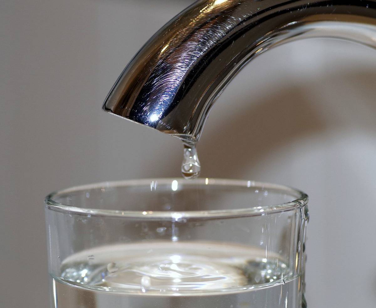 Společnost Vodovody a kanalizace upozorňuje na odstávku vody z důvodu oprav na vodovodním řádu v následujících lokalitách: ulice Bratří Bendů v pátek 9. 6. 2023 od 8 do 9 hodin.