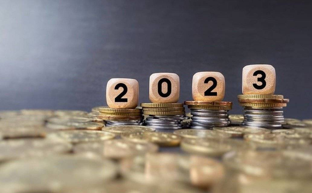 Vážení spoluobčané, milí sousedé,
prázdniny jsou v polovině, někteří jste se již vrátili ze svých dovolených. Možná právě teď přichází vhodný čas, zamyslet se nad návrhem něčeho pěkného či užitečného, co by se dalo realizovat v rámci participativního rozpočtu „Klánovice sobě“, na který pro letošní rok zastupitelstvo vyčlenilo částku 300 tis. Kč.
 
Návrhy mohou být podávány již od konce června a těšíme se na ně až do 20. srpna.
Na toto datum pak bude navazovat období několika týdnů, kdy mohou být návrhy s úřadem městské části konzultovány, upřesňovány a případně i doplněny.
Všechny potřebné informace najdete na webu MČ Praha-Klánovice, záložka PARTICIPACE.
Karel Loucký