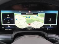 Zobrazit je tu možné třeba aktuální trasu uloženou do navigace.