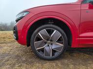 Jedenadvacetipalcová kola se hodí víc na silnici než do terénu.