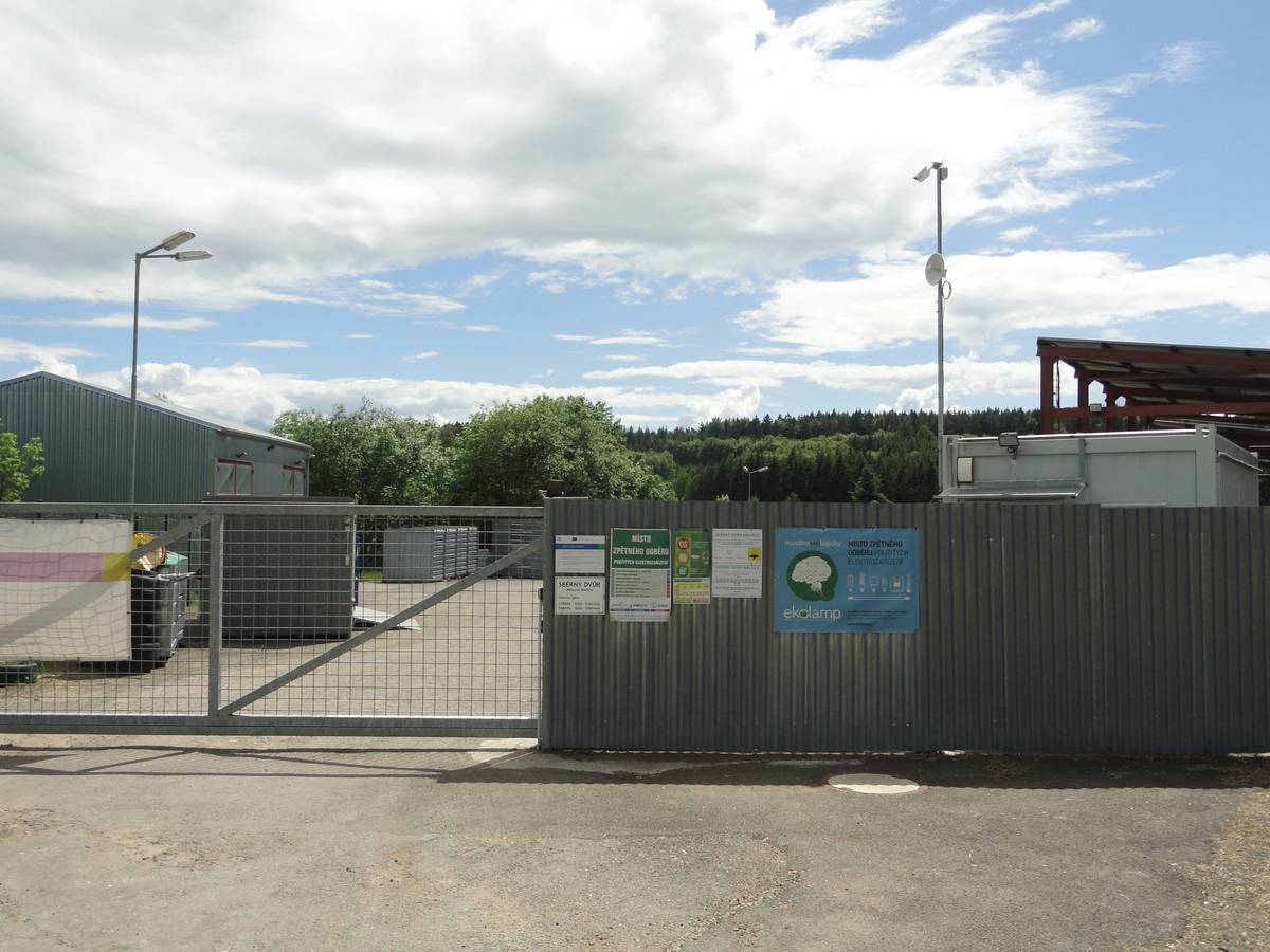 LETNÍ PROVOZ
PONDĚLÍ, STŘEDA, SOBOTA     10.00 – 17.00 hod.
ZIMNÍ PROVOZ 
PONDĚLÍ, STŘEDA, SOBOTA         10.00 – 16.00 hod.