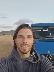 "Do Maroka jsme se vydali poprvé na dovolenou v roce 2013 a chtěli jsme vyzkoušet tamní vlny," říká dlouhovlasý Slovák.