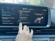 U Audi A8 jde vytvořit preferované tlačítko na menu, řidič tak vypne asistent daleko jednodušeji.