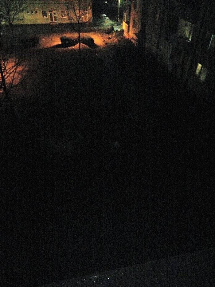 Dakujeme, lampy verejného osvetlenia dáme opraviť.