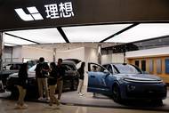 V samotné Číně je mezi elektromobilními značkami velká konkurence, ceny bateriových vozů jsou tam mnohem nižší než v Evropě.