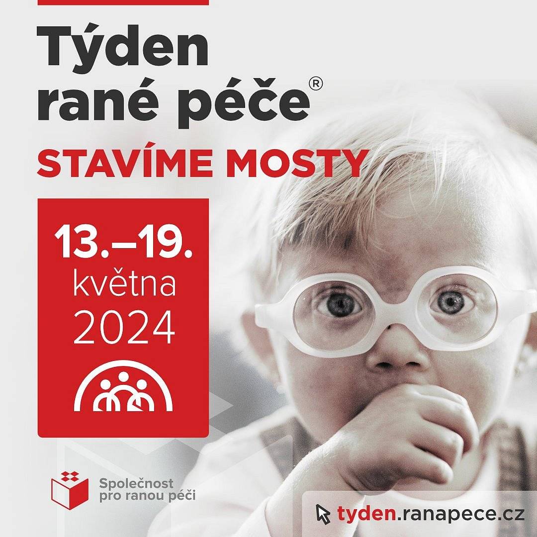 ​V termínu 13. - 19. 5. 2024 proběhne Týden rané péče. 
Tato sociální služba doplňuje péči lékařů o děti s postižením nebo rizikovým vývojem. 



Rodiny, kterým se narodí dítě předčasně nebo které se dozvídají o závažném onemocnění dítěte, mají kromě zdravotnické péče nárok na další odbornou podporu přímo u nich doma. Na konzultace k nim mohou pravidelně přijíždět poradkyně sociální služby raná péče. Ty ukazují rodičům, jak mohou své děti rozvíjet formou hry a zapůjčí jim k tomu vhodné pomůcky. Kromě toho je provedou kritickým obdobím a poskytnou jim rozsáhlé poradenství. Navazují tak na práci zdravotníků, kterým šetří čas a kapacitu.
Raná péče je terénní sociální služba pro rodiny s dětmi ve věku do 7 let a je jim poskytována zdarma. Hlavní přínosy pro dítě a rodinu jsou:

podpora rodiny a prevence krize rodiny
zlepšení smyslového vnímání a rozvoj psychomotorického vývoje dítěte
sociálně-právní poradenství a doporučení pomůcek

„Raná péče mě vždy podpoří, vyslechne, ukáže nové možnosti a je to pro mě příležitost si promluvit s někým, kdo ví, o čem péče o Kristýnku je. Za to jsem moc vděčná," říká klientská maminka Společnosti pro ranou péči, jejíž poradkyně se věnují rodinám dětí se zrakovým a kombinovaným postižením nebo rodinám dětí předčasně narozených. Informační leták pro lékaře si můžete stáhnout zde. V případě dotazů se na nás rodiče nebo odborníci mohou obrátit na následujících kontaktech: + 420 774 334 114, brno@ranapece.cz, www.ranapece.cz.
Srdečně zveme všechny na slavnostní Otevření multisenzorické místnosti na naší pobočce na adrese Uzbecká 32 v Brně-Bohunicích. Program aktivit Týdne rané péče dle jednotlivých regionů najdete na www.tydenranepece.cz.  
Mgr. Lucie Špuláková, koordinátor sociální služby a poradkyně rané péče, M: +420 777 234 134, E: lucie.spulakova@ranapece.cz
Společnost pro ranou péči, pobočka Brno, Uzbecká 572/32, 625 00 Brno


Společnost pro ranou péči_info pro pediatry.pdf
