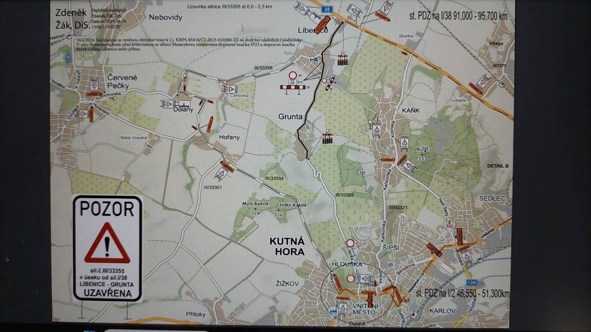 Oprava úseku silnice III/33355 od kř. s I/38 přes Libenice až k novému povrchu v obci Grunta. Objízdná trasa po sil. I/38, III/03321, I/2, III/33354, III/33356 délka obj. trasy 11 km. Obyvatelé obce Grunta se dostanou do obce směrem od Kutné Hory až do doby pokládky nového asfaltového povrchu kdy bude uzavřena celá obec. Informace občanům bude zajišťovat stavbyvedoucí.