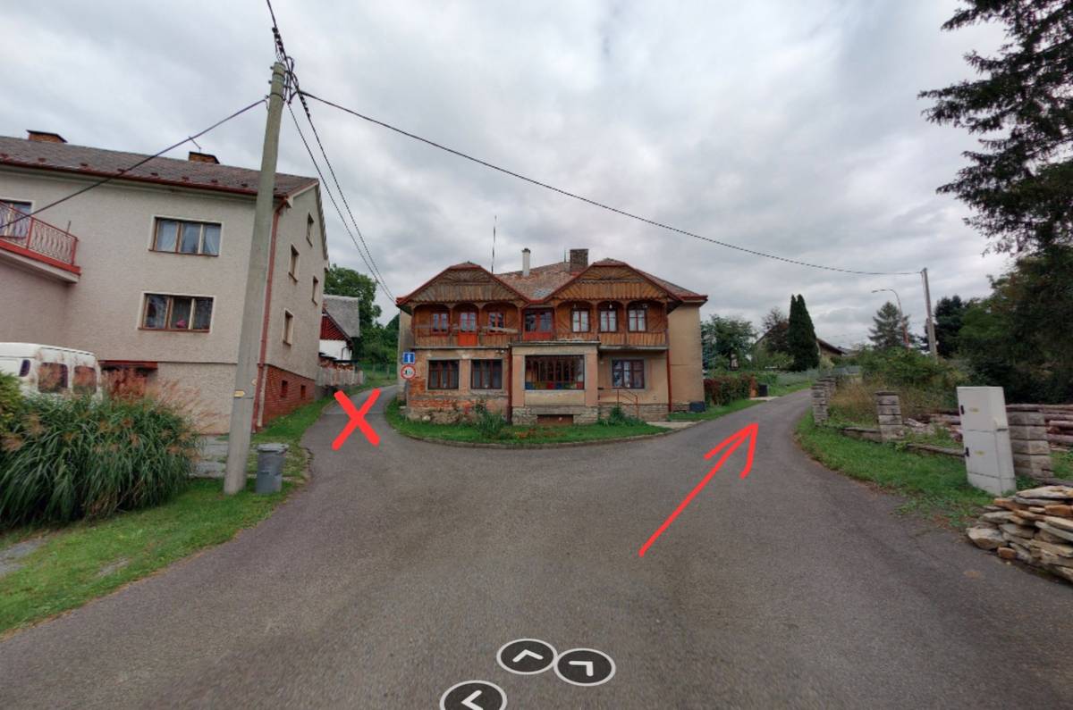 V průběhu prvního zářijového týdne proběhne dočasné uzavření místní komunikace z návse směrem na hřiště.  Důvodem je výstavba lešení pro rekonstrukci střechy RD Lomových. Doba omezení se předpokládá na cca 3 týdny. Děkujeme za pochopení