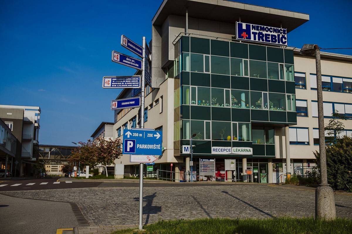 Dovolujeme si vás informovat, že dne 31. 5. 2023 od 13:00 do 14:00 hodin bude z provozních důvodů uzavřena Lékárna Nemocnice Třebíč.