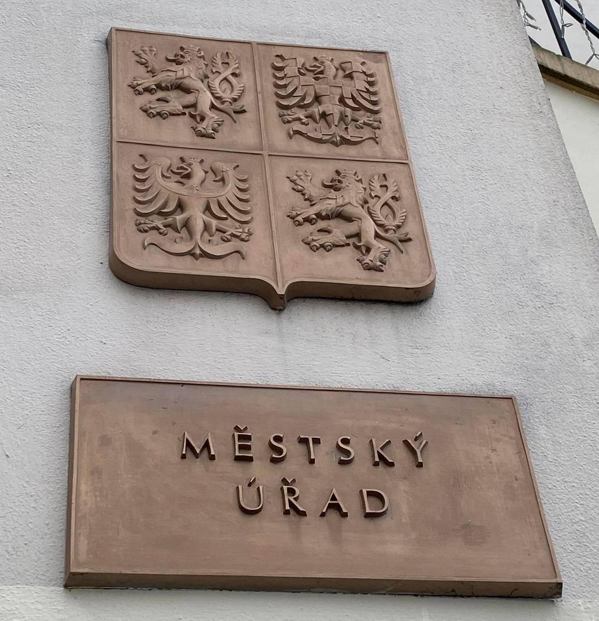 Vedoucím odboru Stavebního úřadu a životního prostředí, který od 1. ledna 2024 zřídila Rada města Kroměříže sloučením odboru Stavebního úřadu a odboru životního prostředí, bude Ing. Josef Koplík. Do funkce jej jmenovali členové rady s nástupem 1. ledna 2024.