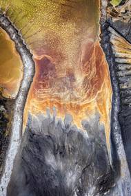 Haldy na pohledu z ptačí perspektivy.