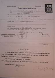 Jeho advokát postavil obhajobu na tom, že se Eduard se Židy stýkal jen v obchodních záležitostech. Vysvětloval to tím, že prvorepublikový skaut pracoval v realitní kanceláři. Eduard si tak odseděl jen tři měsíce, přestože mohl skončit v koncentračním táboře. (Na snímku jeho propustka z vězení.)