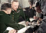 V květnu 1945 se Eduard zapojil do Pražského povstání. Podle Ústavu pro studium totalitních režimů působil jako spojka mezi vojenským velitelstvím v Karlíně a policií. Mimo jiné podával telefonická hlášení veliteli povstání, generálovi Karlu Kutlvašrovi, o situaci v Karlíně.