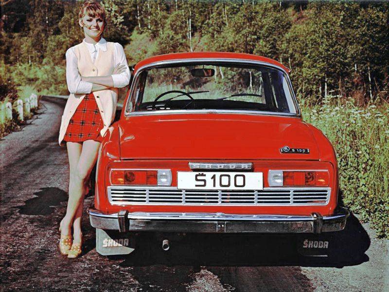 V první polovině 70. let platila za základní model československé nabídky Škoda 100. A přestože se škodovky daly koupit v Mototechně nebo specializované značkové prodejně, v nabídce je měl i Tuzex. Základem byla Škoda 100 ve verzi Standard s litrovým motorem o výkonu 31 kW. I s předními sedadly s lůžkovou úpravou a bezpečnostními pásy přišlo takové auto v roce 1974 na rovných 10 tisíc tuzexových korun.