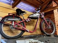 Tuto Jawu Robot Michal Polák dává právě do kupy. Měla by se nabídnout v aukci na podzim.