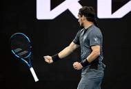 Dlouho to vypadalo na překvapení. Caruso vedl 1:0 a 2:1 na sety a Fognini vypadal hodně překvapeně a hodně otráveně.