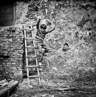 Na začátku bylo několik snímků dětí, které vznikly, když fotograf procházel ulicemi.