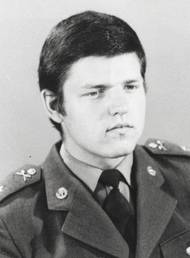 Petr Pavel na fotografii z období normalizace, cca začátek 80. let.