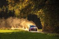 3. místo v kategorii Motorismus: Tomáš Kříž (volný fotograf) - Mistr světa Kalle Rovenperä během Central European Rally