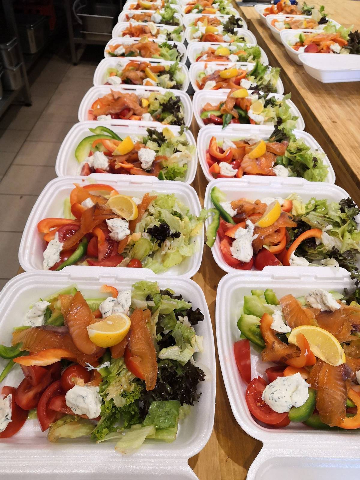 Obec Statenice uzavřela s gastro IPRI smlouvu o poskytování služeb – dodávka jídel pro seniory.
Služba je určena pro seniory s trvalým pobytem ve Statenicích, kteří jsou starší 65 let a bude zpuštěna 1.dubna 2024.
Více informací neleznete v přiloženém pdf souboru nebo na webu obce https://www.statenice.cz/zivot-v-obci/aktuality-z-nasi-obce/sluzba-pro-seniory-dotovane-obedy-u-gastro-ipri-od-142024-1175cs.html