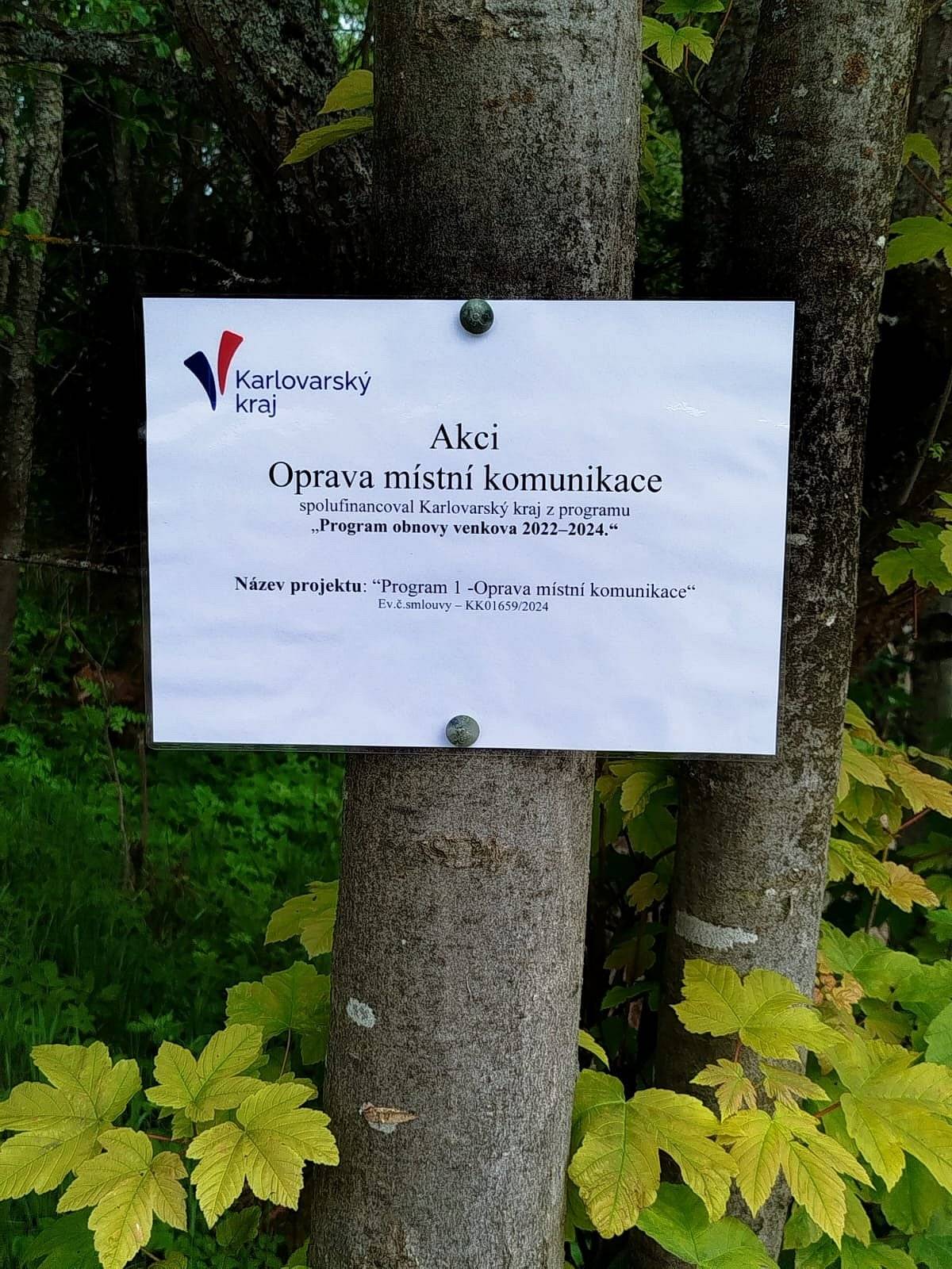 Od 31.5.2024 budou zahájeny práce na opravě místních komunikací. Nový asfaltový povrch bude na části komunikace 564/1 v Kobelci od domu e.č. 62 (Fedakovi) k domu č.p. 35 (Havlíkovi), mimo to budou probíhat i opravy po celé obci, věnujte prosím zvýšenou pozornost při jízdě v obci, aby nedošlo zbytečně k nějakým nehodám.