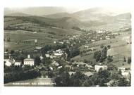 Díky ikonickému komínu byla stavba vidět z dalekého okolí. "Vždy stála jako nepřehlédnutelný bod na strategické císařské silnici. Dodnes ji spousta lidí míjí cestou z Hradce Králové do Ostravy," podotýká Freitagová.