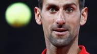 Novak Djokovič a jeho soustředění. Současná světová jednička je letos ve stejné polovině pavouka, jako Nadal a tak se jistě nebude opakovat loňské finále, ve kterém Španěl Srba naprosto zdecimoval.